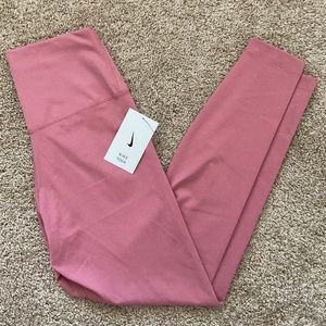 NWT Nike Yoga Women’s Pink High Rise Dri-Fit Leggings 7/8 Length Size M